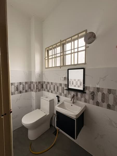 Rumah Teres 2 Tingkat untuk Dijual di Bandar Puncak Alam (Puncak Alam) - Shiqin Saidin - Bathroom - PropertyGuru.com.my