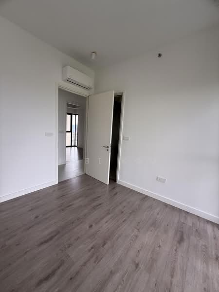Kediaman Servis untuk Dijual di Jendela Residences - Jobe Koo - PropertyGuru.com.my