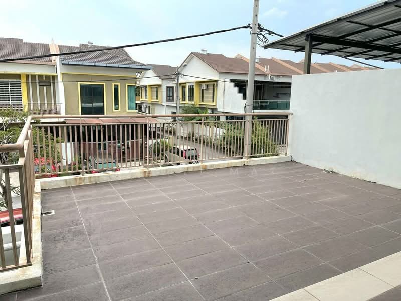 Rumah Teres 2 Tingkat untuk Dijual di Nilai (Negeri Sembilan) - Izzati Mat - Exterior - PropertyGuru.com.my