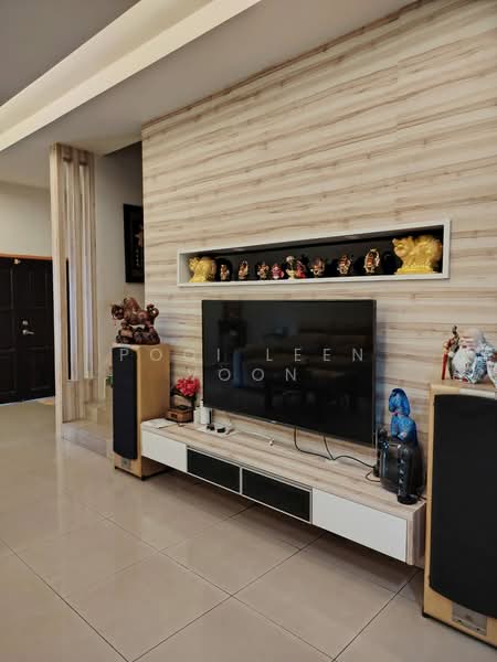 2-storey Terraced House for Sale in Taman Ehsan Jaya (Ulu Tiram) - Pooi Leen Voon - Living Room - PropertyGuru.com.my