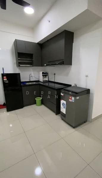 Servis Apartment untuk Disewa di Plaza @ Kelana Jaya - Derrick Tan - Kitchen - PropertyGuru.com.my