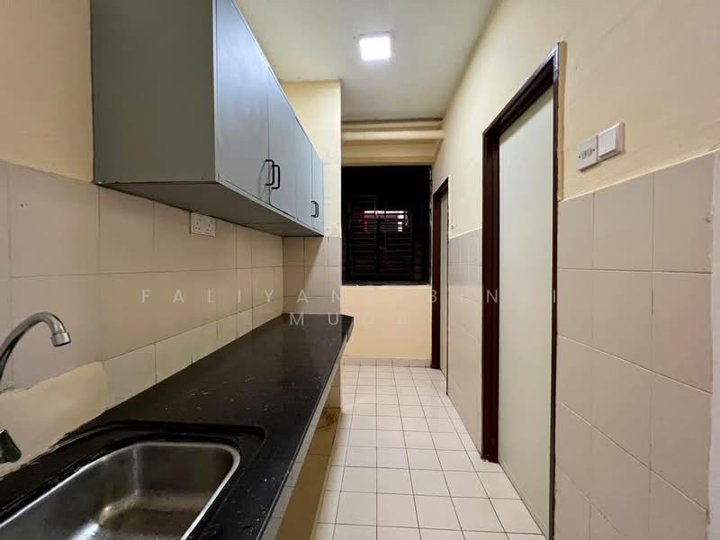 Apartment for Sale at Pangsapuri Berembang Indah - Faliyana binti Muda - PropertyGuru.com.my