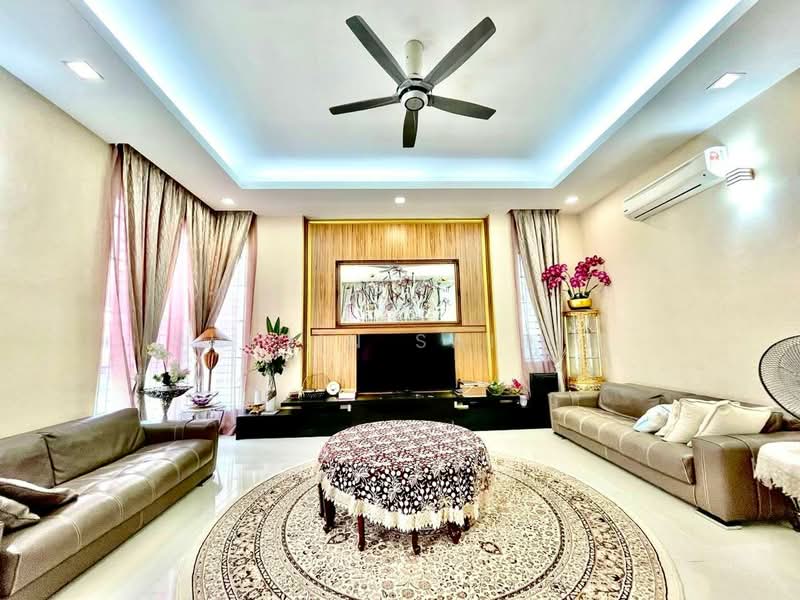 Bungalow for Sale in Ukay Bistari (Ulu Kelang) - Shiqin Saidin - Living Room - PropertyGuru.com.my