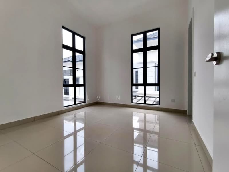 Cluster House for Sale in Setia Tropika (Johor Bahru) - Calvin Lee - PropertyGuru.com.my