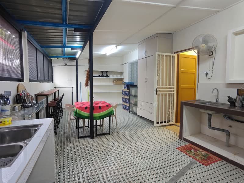 Rumah Banglo untuk Disewa di Taman Serene (Johor Bahru) - Niko Lew - Kitchen - PropertyGuru.com.my