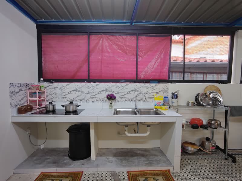 Rumah Banglo untuk Disewa di Taman Serene (Johor Bahru) - Niko Lew - Kitchen - PropertyGuru.com.my