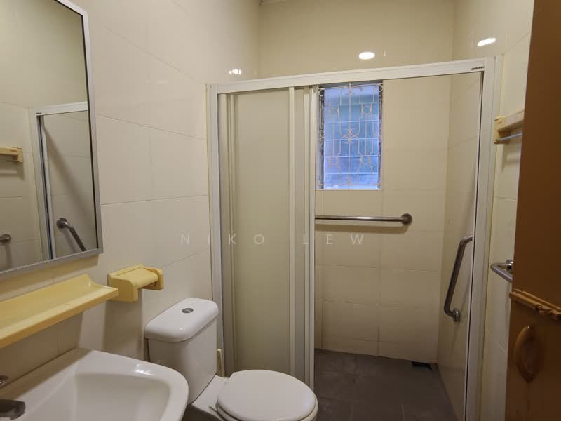 Rumah Banglo untuk Disewa di Taman Serene (Johor Bahru) - Niko Lew - Bathroom - PropertyGuru.com.my