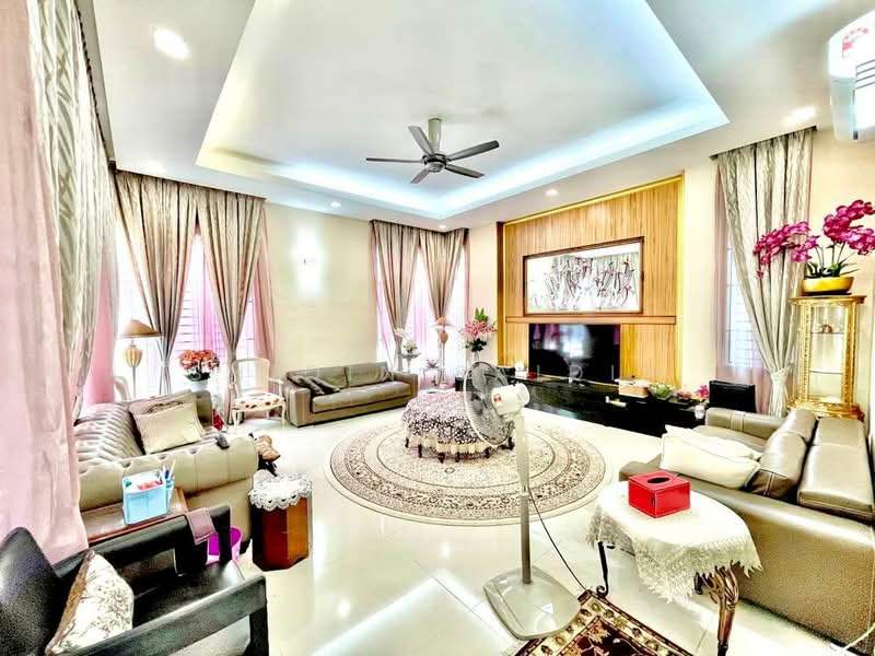 Bungalow for Sale in Ukay Bistari (Ulu Kelang) - Shiqin Saidin - Living Room - PropertyGuru.com.my