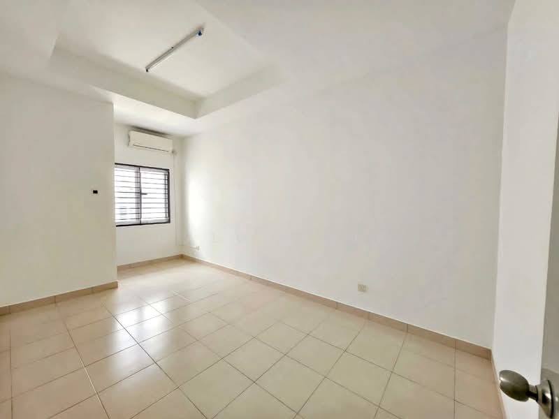 2-storey Terraced House for Sale in Taman Seri Austin (Tebrau) - Calvin Lee - PropertyGuru.com.my