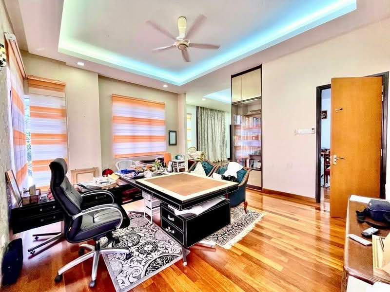 Bungalow for Sale in Ukay Bistari (Ulu Kelang) - Shiqin Saidin - Study - PropertyGuru.com.my