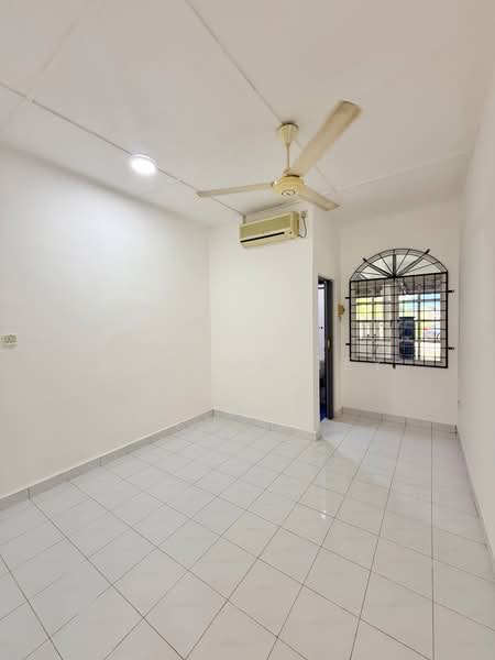 1-storey Terraced House for Sale in Taman Bersatu (Kluang) - Marcus Tey - Interior - PropertyGuru.com.my