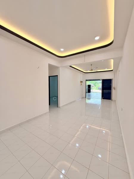 1-storey Terraced House for Sale in Taman Bersatu (Kluang) - Marcus Tey - Living Room - PropertyGuru.com.my