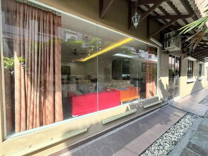 Rumah Berkembar untuk Dijual di Bandar Nusaputra (Puchong) - Candice Chong - Living Room - PropertyGuru.com.my