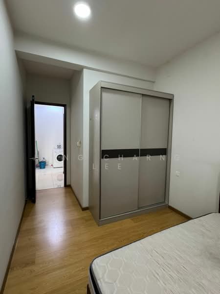 Condominium for Rent at Bay Point @ Country Garden Danga Bay - Hong Charng Lee - Corridor - PropertyGuru.com.my