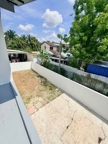 2-storey Terraced House for Sale in Taman Kluang Barat (Kluang) - Marcus Tey - Exterior - PropertyGuru.com.my