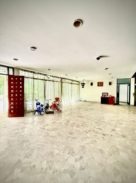 Rumah Banglo untuk Dijual di Taman Barat (Pulau Tikus) - Pei Hong - Living Room - PropertyGuru.com.my