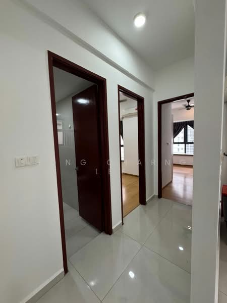 Condominium for Rent at Bay Point @ Country Garden Danga Bay - Hong Charng Lee - Corridor - PropertyGuru.com.my