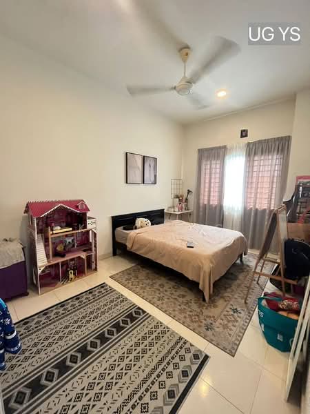 Rumah Teres 2 Tingkat untuk Dijual di Setia Indah (Setia Alam) - KH Chong - Bedroom - PropertyGuru.com.my