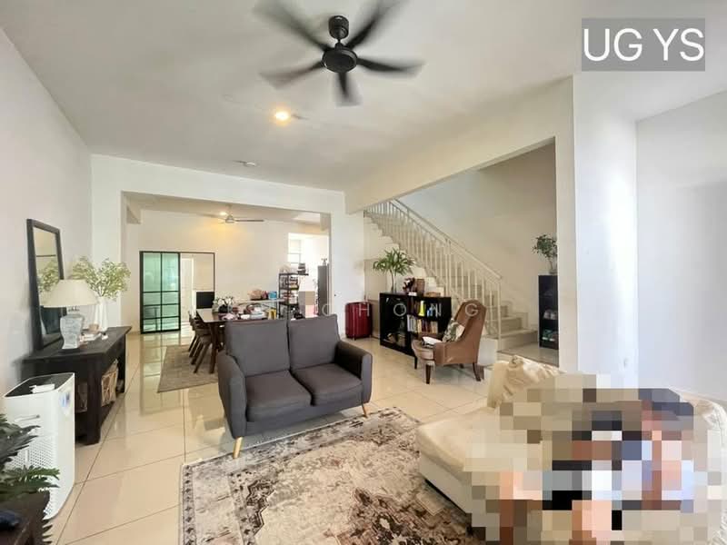 Rumah Teres 2 Tingkat untuk Dijual di Setia Indah (Setia Alam) - KH Chong - Living Room - PropertyGuru.com.my