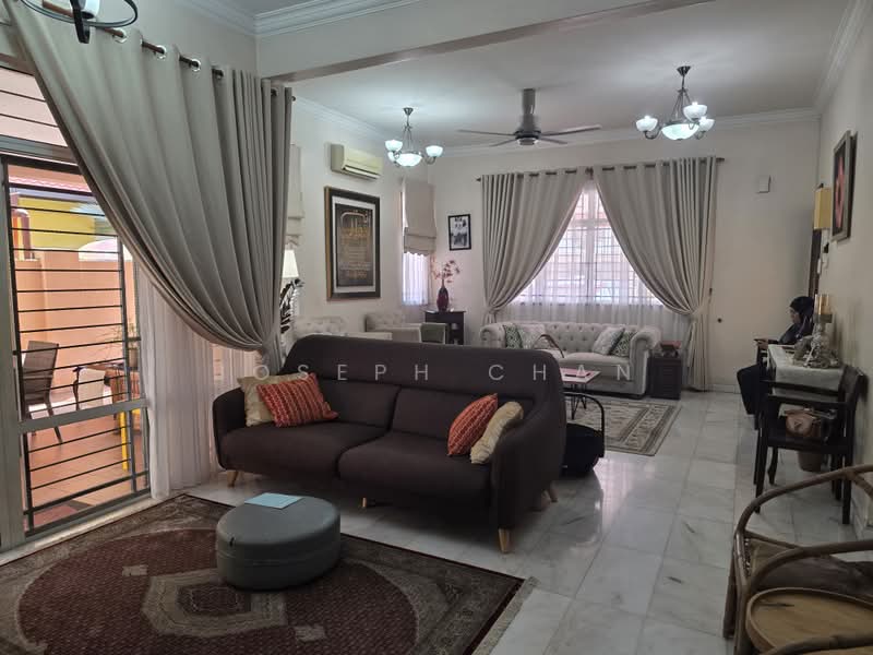 Semi-Detached House for Sale in Subang Bestari (Shah Alam) - Joseph Chan - Living Room - PropertyGuru.com.my