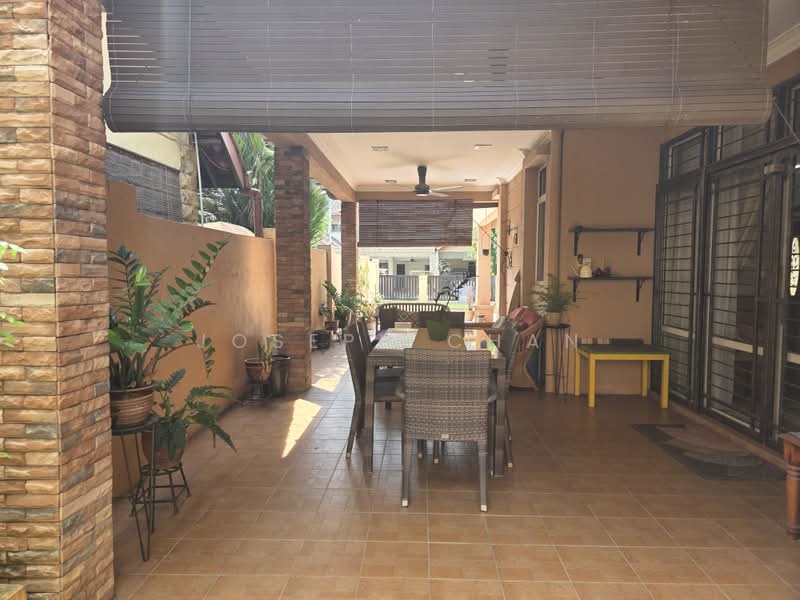 Semi-Detached House for Sale in Subang Bestari (Shah Alam) - Joseph Chan - Side yard - PropertyGuru.com.my