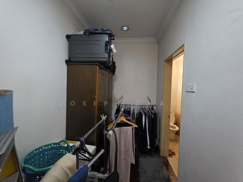Semi-Detached House for Sale in Subang Bestari (Shah Alam) - Joseph Chan - family hall - PropertyGuru.com.my