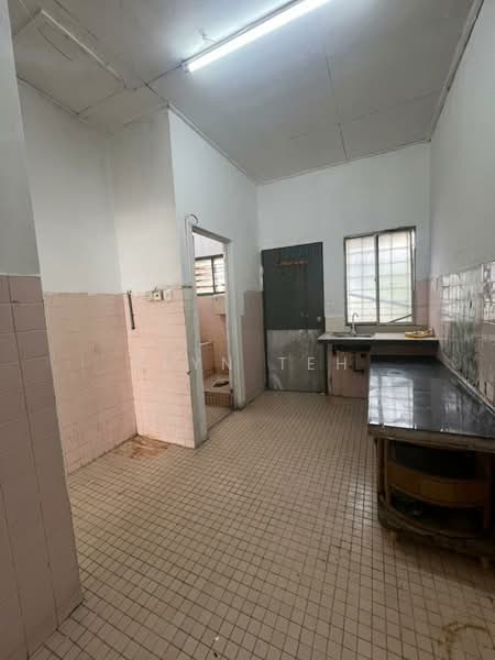 Rumah Teres untuk Dijual di Puchong (Selangor) - Elyn Teh - Kitchen - PropertyGuru.com.my