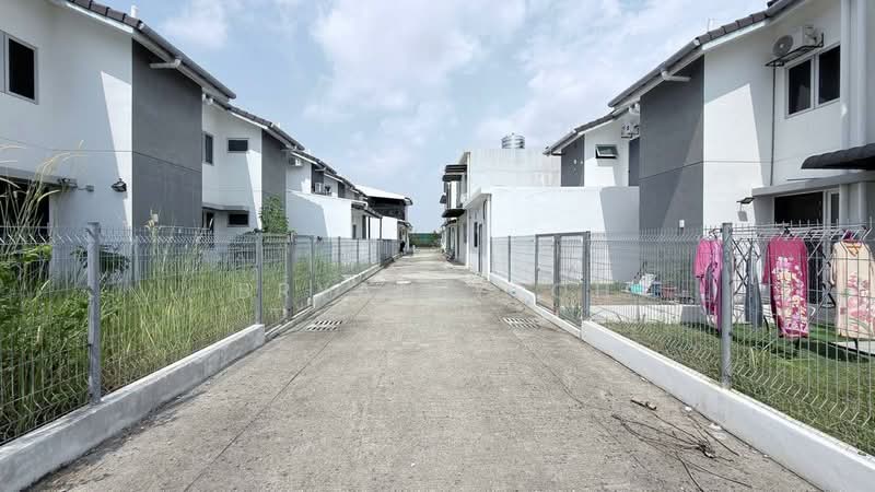 Rumah Teres 2 Tingkat untuk Disewa di Bukit Raja (Selangor) - Bryan Yeoh - Exterior - PropertyGuru.com.my
