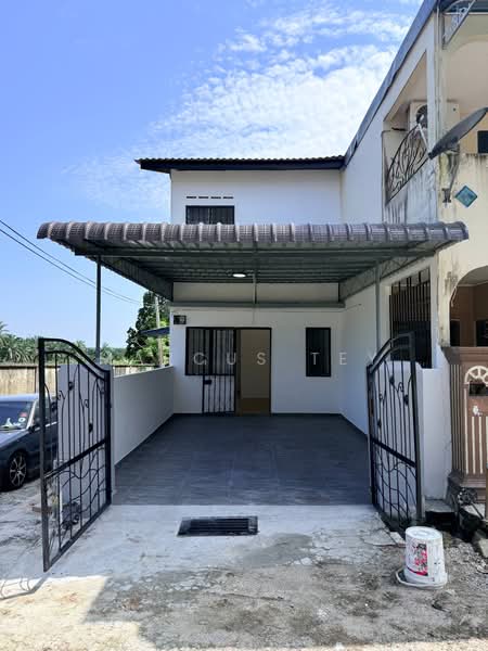 Rumah Teres 2 Tingkat untuk Dijual di Taman Desa Kluang (Kluang) - Marcus Tey - Exterior - PropertyGuru.com.my