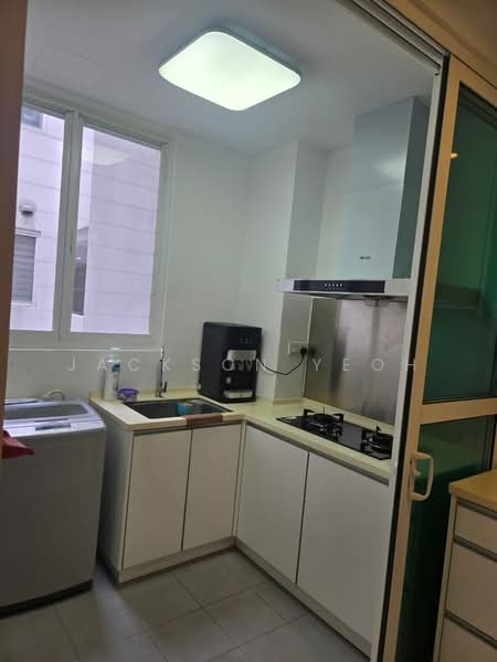Condominium for Rent at The Lead Residences (Impiria Residensi) - Jackson Yeoh - Kitchen - PropertyGuru.com.my