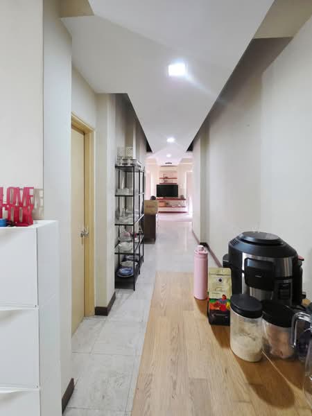 Condominium for Sale at 10 Semantan Suites - Han Yang Low - Corridor - PropertyGuru.com.my