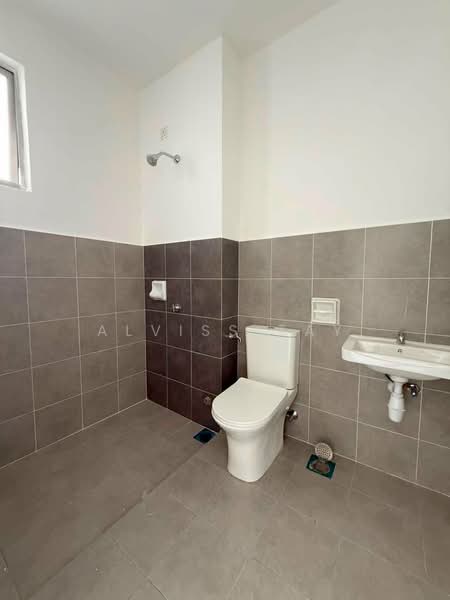 Terraced House for Sale in Pasir Gudang (Johor) - Alviss Tay - Bathroom - PropertyGuru.com.my