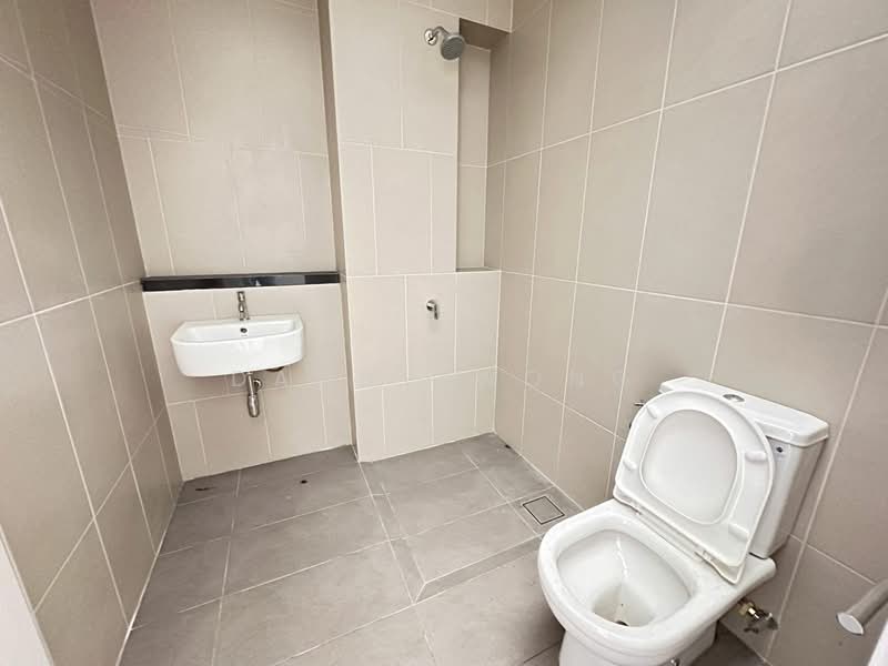 Rumah Berkembar untuk Dijual di Rawang (Selangor) - Danny Wong - Bathroom - PropertyGuru.com.my