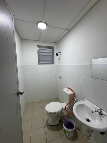 Apartment for Sale at Denai Nusantara Apartment - Chuan Hong Kee - Bathroom - PropertyGuru.com.my
