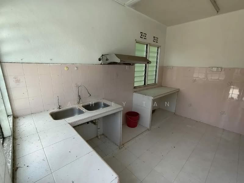 Semi-Detached House for Sale in Sungai Ara (Penang) - Ashley Tan - Kitchen - PropertyGuru.com.my