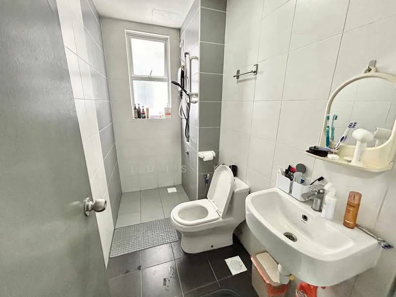 Condominium for Sale at The Aliff Residences (Alif Utama) - Luis Lim - Bathroom - PropertyGuru.com.my