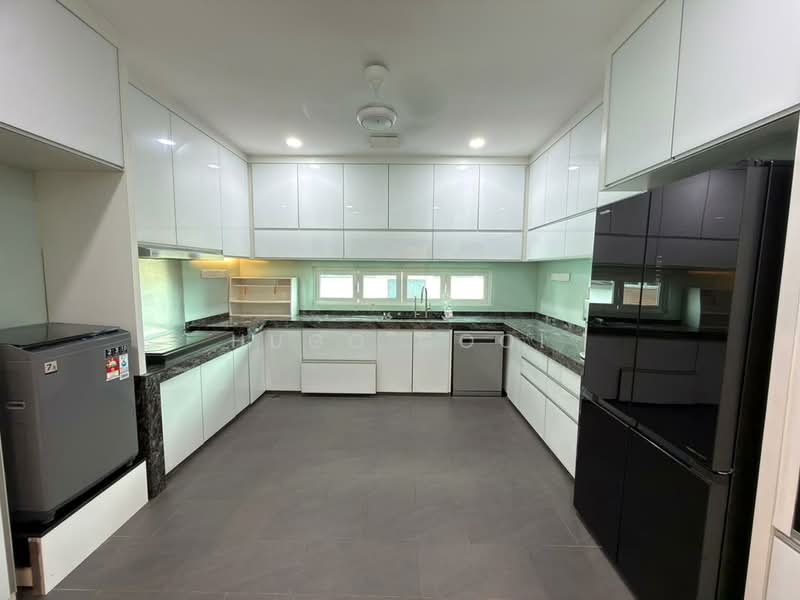 Semi-Detached House for Sale in Ampang (Kuala Lumpur) - Hugo Gooi - Kitchen - PropertyGuru.com.my