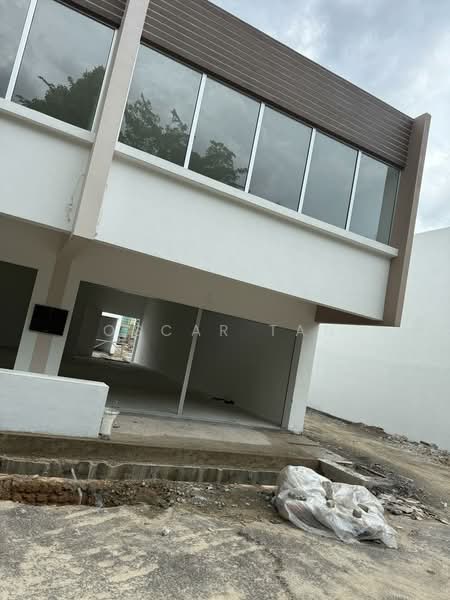 Shop for Rent in Bandar Tasik Kesuma (Beranang) - Oscar Tan - Exterior - PropertyGuru.com.my