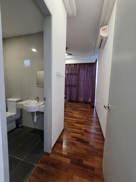 Servis Apartment untuk Disewa di PJ Midtown - Allen Tan - Bathroom - PropertyGuru.com.my