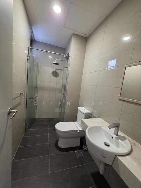 Servis Apartment untuk Disewa di PJ Midtown - Allen Tan - Bathroom - PropertyGuru.com.my