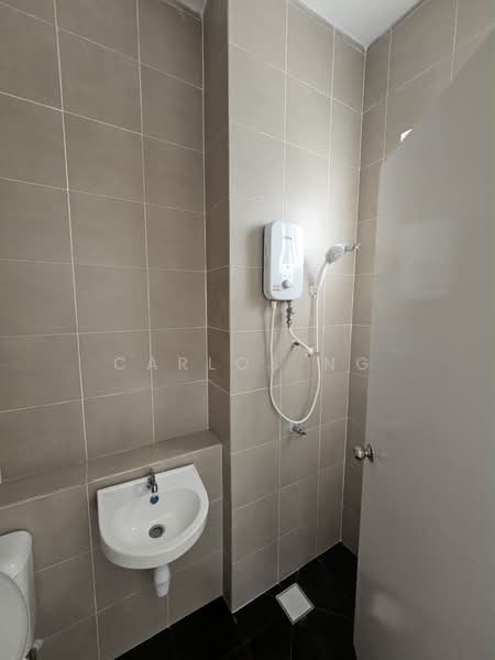 Apartment for Rent at Seri Topaz - Carlos Ng - Bathroom - PropertyGuru.com.my