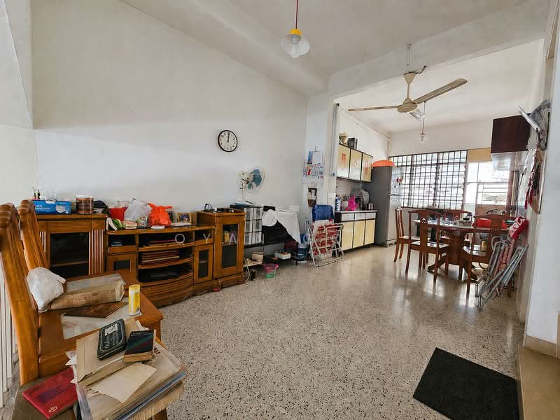 Rumah Teres 2 Tingkat untuk Dijual di Island Park (Jelutong) - Qyan Goh - Living Room - PropertyGuru.com.my