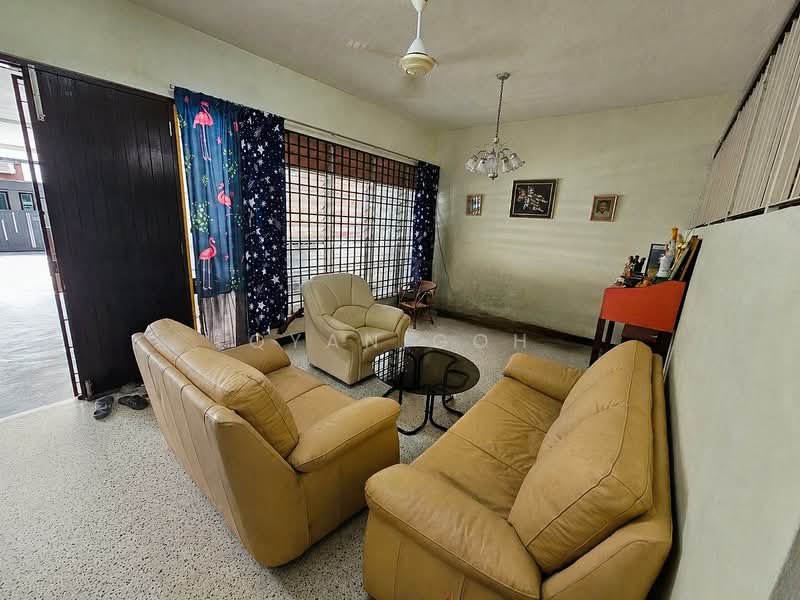 Rumah Teres 2 Tingkat untuk Dijual di Island Park (Jelutong) - Qyan Goh - Living Room - PropertyGuru.com.my