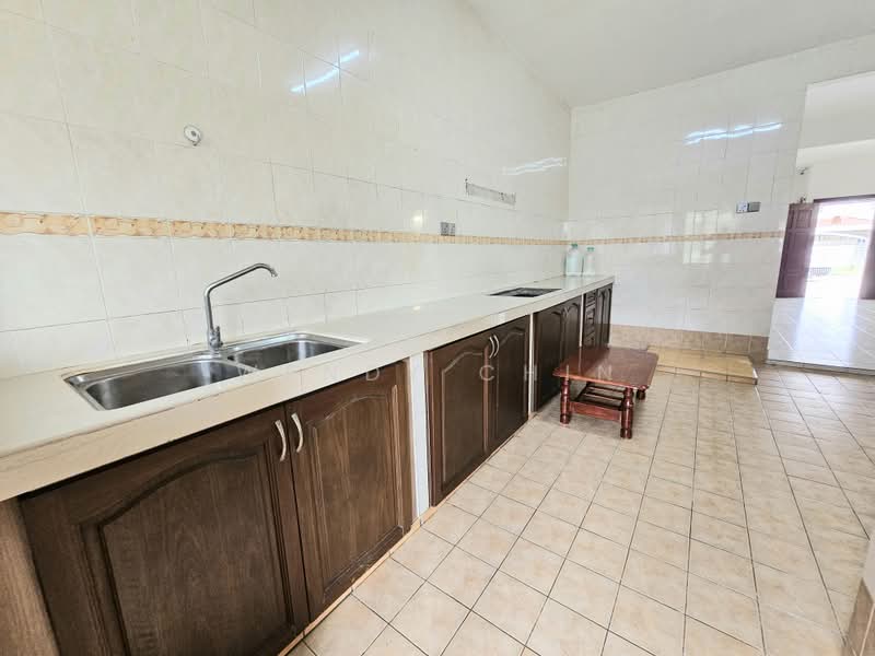 2-storey Terraced House for Sale in Bandar Bukit Puchong 2 (Puchong) - Wendy Chin - Kitchen - PropertyGuru.com.my