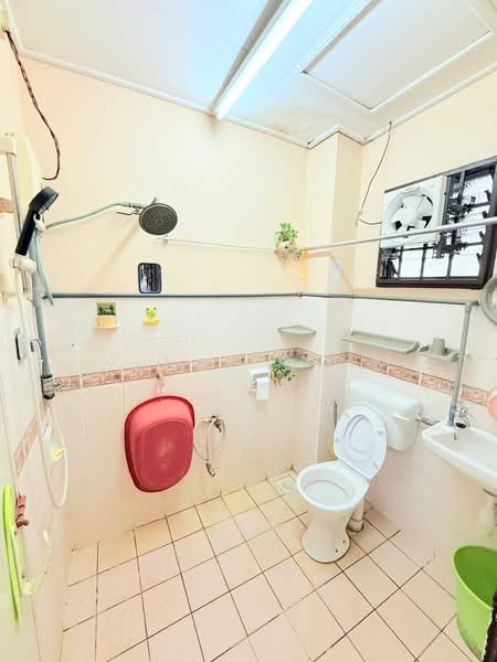 2-storey Terraced House for Sale in Bandar Bukit Puchong 2 (Puchong) - Wendy Chin - Bathroom - PropertyGuru.com.my