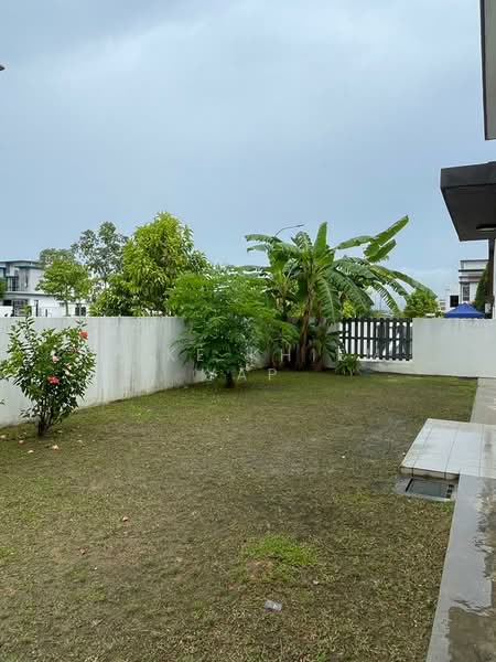 2-storey Terraced House for Rent in Semenyih (Selangor) - Yoke Khiem Yap - Garden - PropertyGuru.com.my