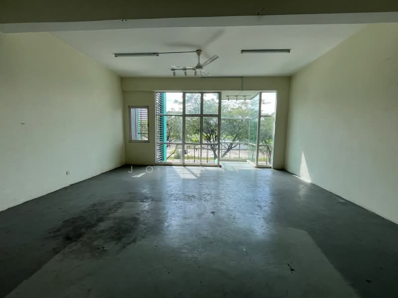 Shop for Rent in Pusat Perdagangan Danga Utama (Johor Bahru) - Joe Chia - Interior - PropertyGuru.com.my