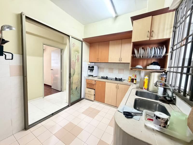 Apartment for Sale at Sri Impian Apartment - Louis Tan - Kitchen - PropertyGuru.com.my