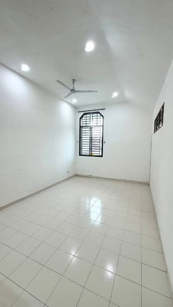 Rumah Teres 1.5-Tingkat untuk Dijual di Taman Pelangi Indah (Ulu Tiram) - EDISON CHEW - PropertyGuru.com.my