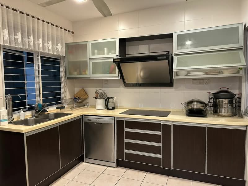 Semi-Detached House for Sale in Kemuning Utama Permai (Shah Alam) - Siew Lian Loh - Kitchen - PropertyGuru.com.my